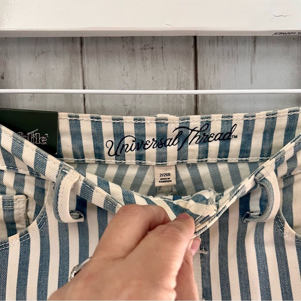 Universal Thread Striped Jeans J2 - Picture 5 of 5